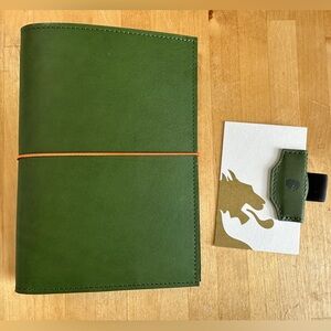 Bundle—Paper Republic Le Portfolio A6 Notebook & le loop in Botany Green